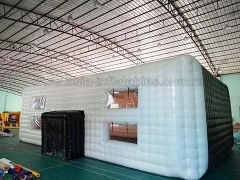 Outdoor Airtight Inflatable Cube Tent